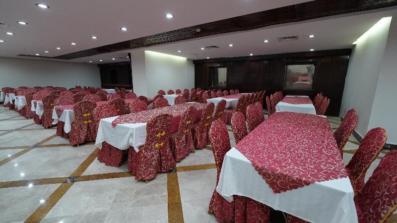 Al Kiram Hotel Al Azizia Мекка Экстерьер фото