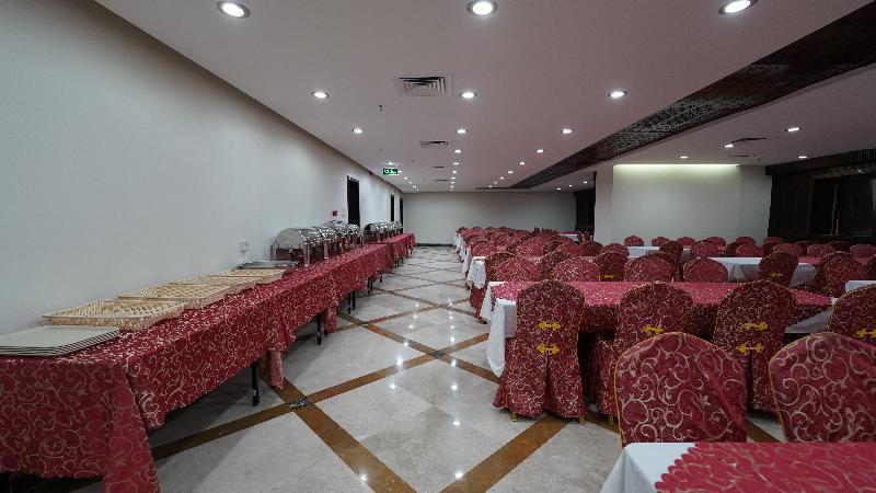 Al Kiram Hotel Al Azizia Мекка Экстерьер фото