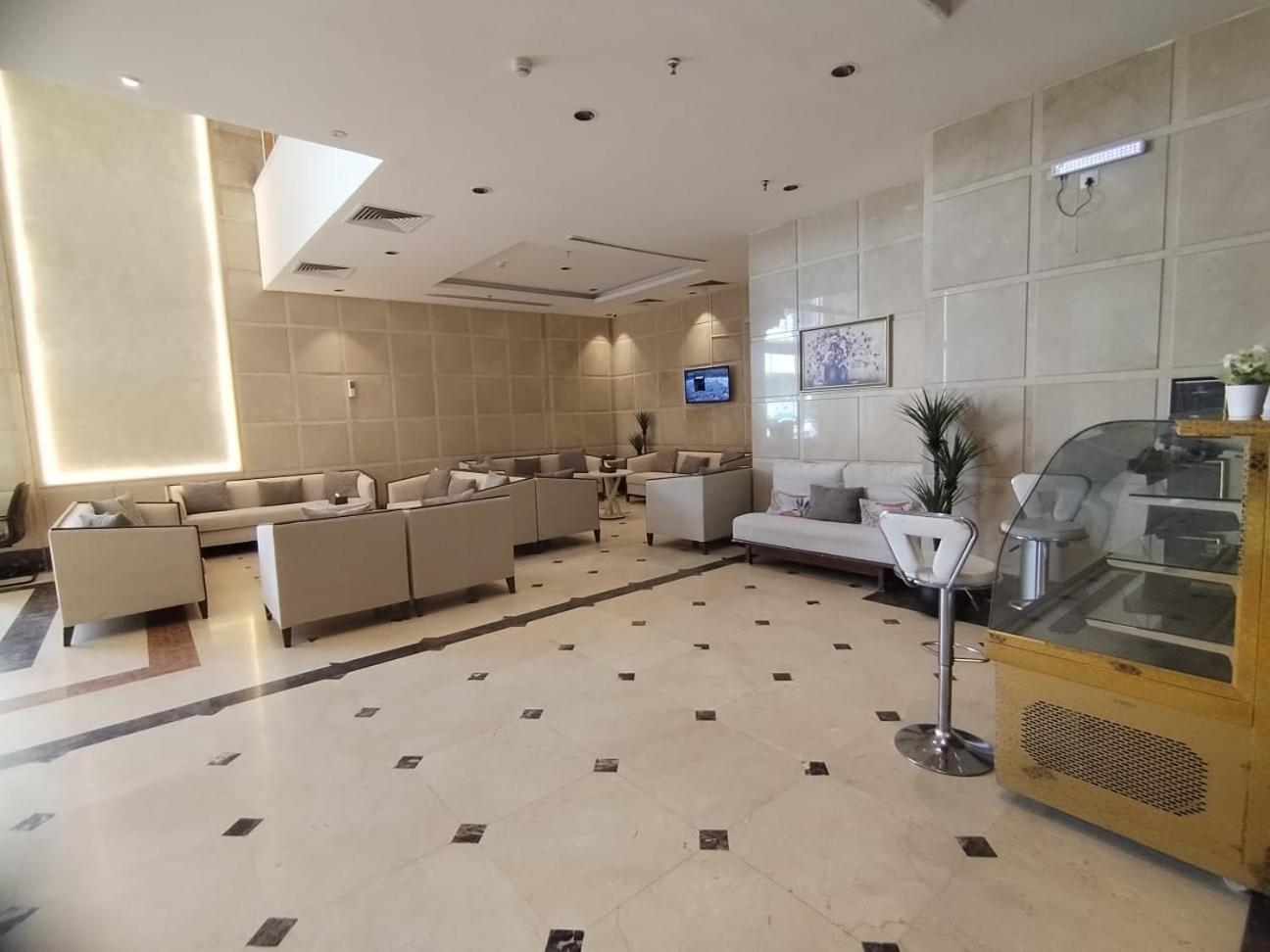 Al Kiram Hotel Al Azizia Мекка Экстерьер фото
