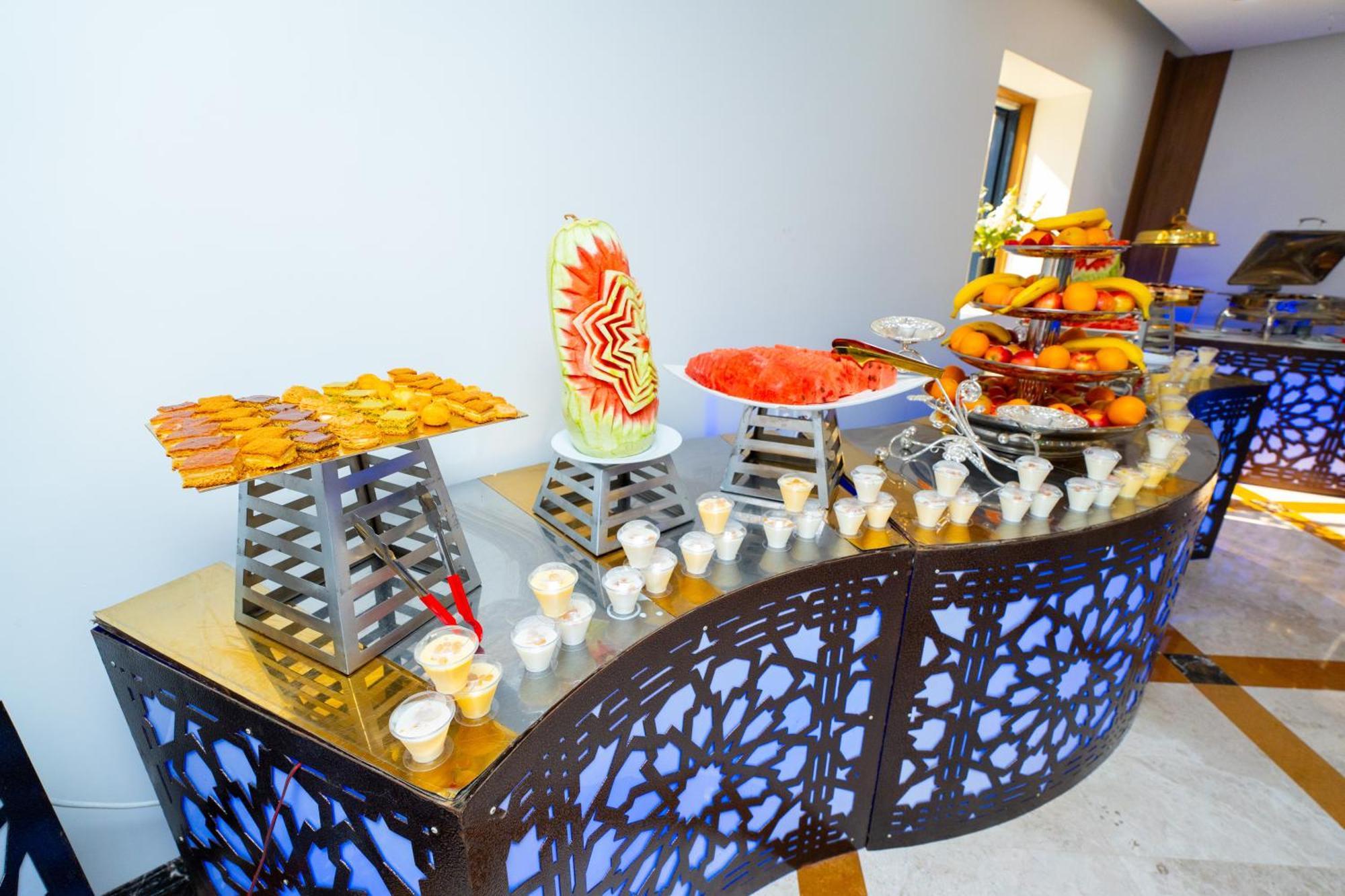 Al Kiram Hotel Al Azizia Мекка Экстерьер фото