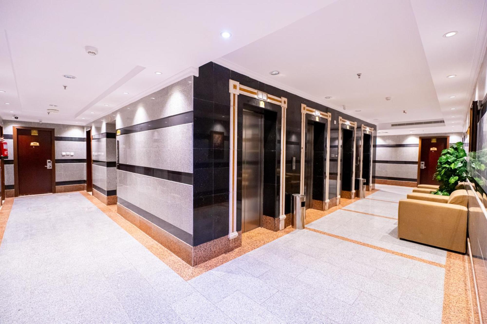 Al Kiram Hotel Al Azizia Мекка Экстерьер фото